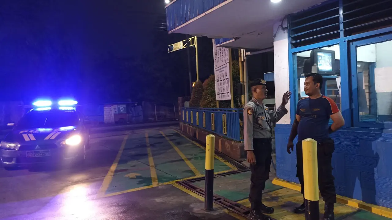 Cegah Pencurian, Polisi di Tangerang Patroli Pemukiman yang Ditingal Mudik