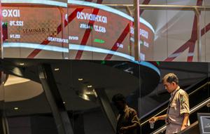 Penguatan ini terjadi setelah Presiden Amerika Serikat (AS), Donald Trump mengumumkan penangguhan 90 hari atas tarif timbal balik terhadap mitra dagang. (BAY ISMOYO/AFP)