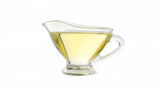 Menggunakan Minyak atau Mentega Berkali-Kali