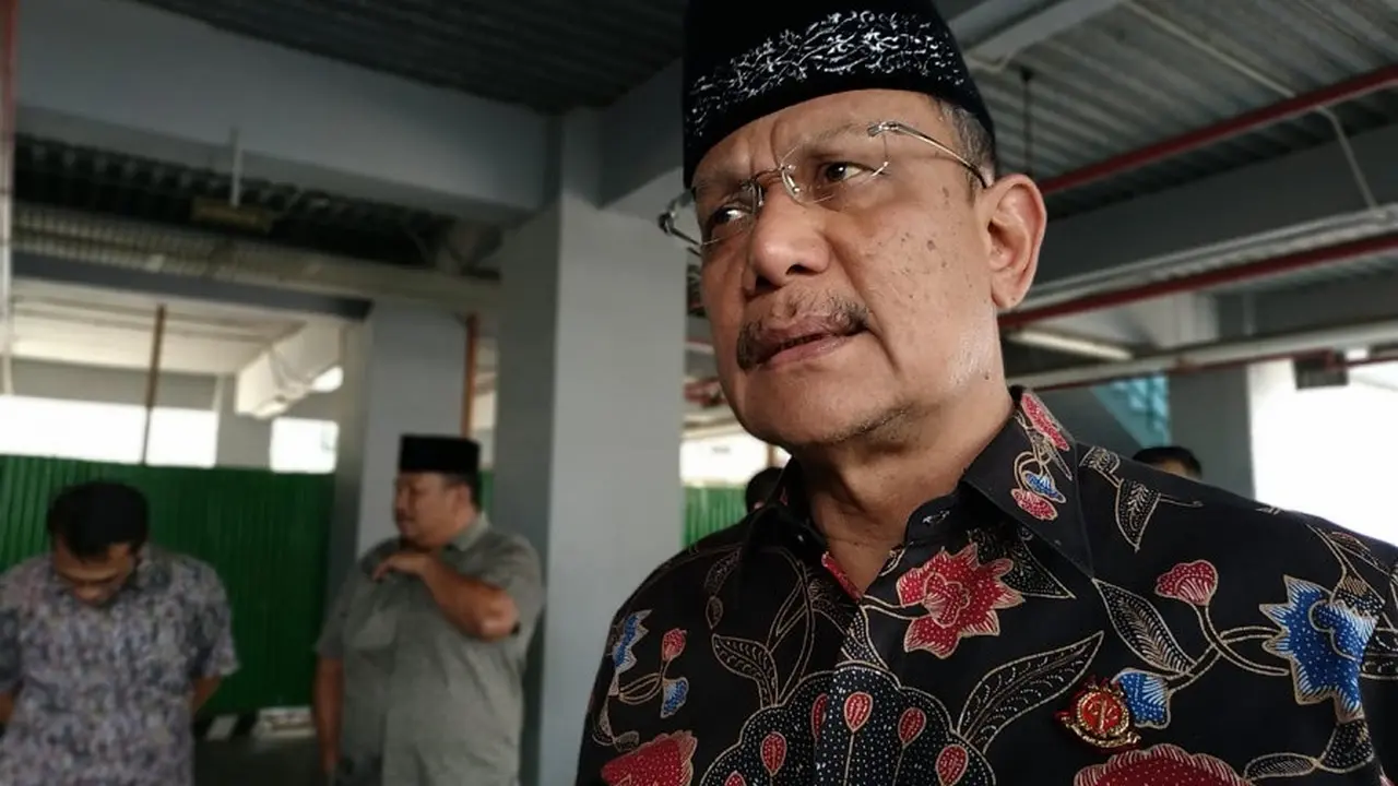 Kajati Sulsel, Tarmizi memerintahkan penyidiknya maksimalkan penyelidikan kasus dugaan penyimpangan pajak balik nama kendaraan di Maros (Liputan6.com/ Eka Hakim)