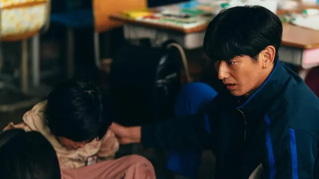 Adegan film Monster. (Foto: Dok. Gaga/ Toho/ KlikFilm)