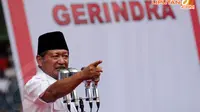  Dengan berapi-api Suhardi (Ketua Umum Partai Gerindra) menyampaikan orasi politiknya saat berkampanye di Stadion GBK Jakarta (Liputan6.com/Helmi Fithriansyah)