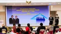 Segmen 2: Unjuk Rasa Korban PHK hingga Ketua Umum Peradi