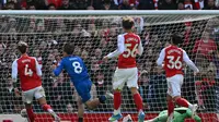 Selebrasi Alex Scott usai mencetak gol kedua Bournemouth ke gawang Arsenal dalam laga Premier League di Emirates Stadium, London, 11 April 2026. (Gyln Klark/AFP)