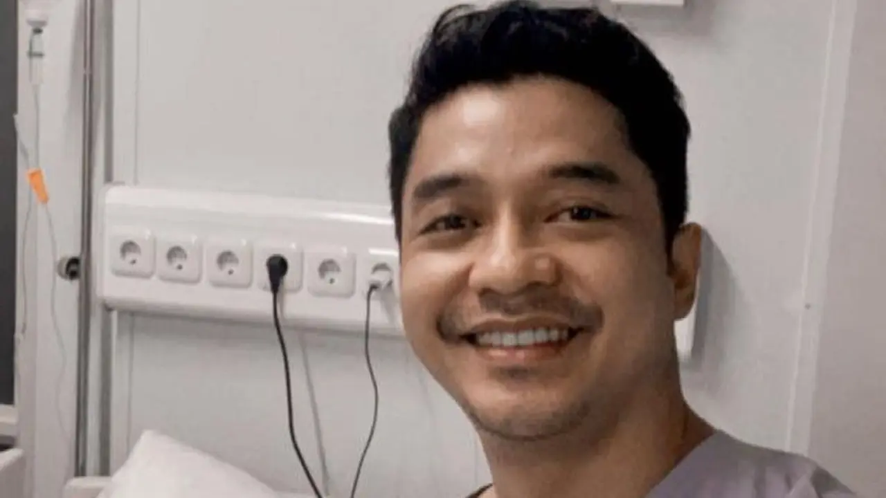 Adly Fairuz (https://www.instagram.com/p/CQc0LyQlYta/)