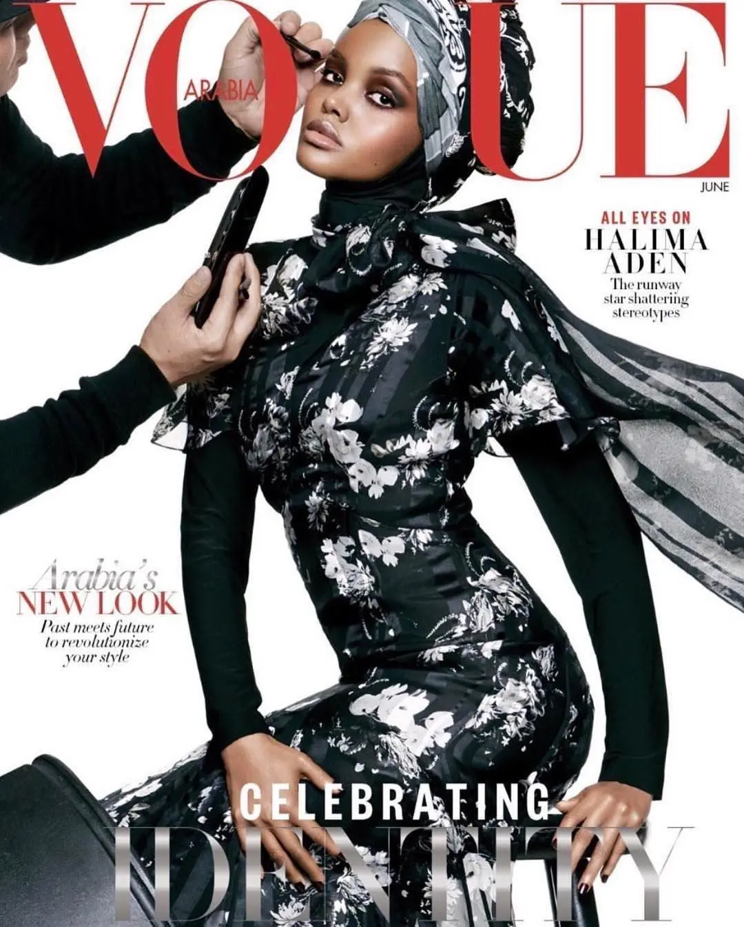 Halima Aden, model hijab pertama yang menghiasi sampul majalah VOGUE USA [foto: instagram/kinglimaa]