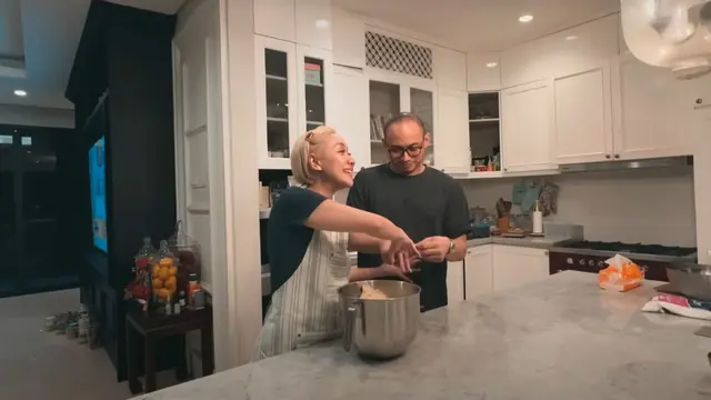 Dapur Besar yang Cantik dan Multifungsi