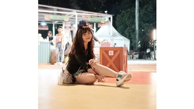 7 Potret Terbaru Sisil Eks JKT48 yang Ikut Demo Mahasiswa