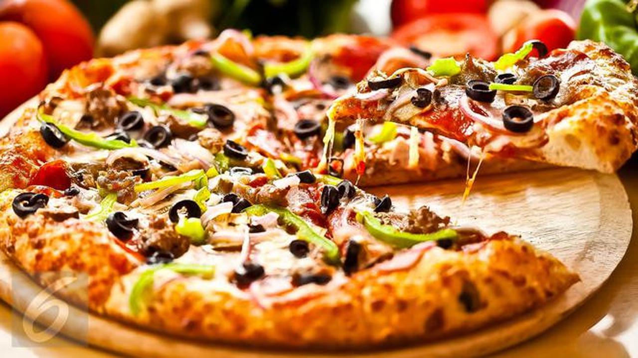Bukannya di Kurung, Narapidana di Penjara Ini Semangat Buat Pizza