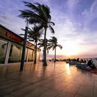 Kawasan wisata Jeddah Corniche yang terletak di tepi Laut Merah (Foto Dok: Vero Indonesia).