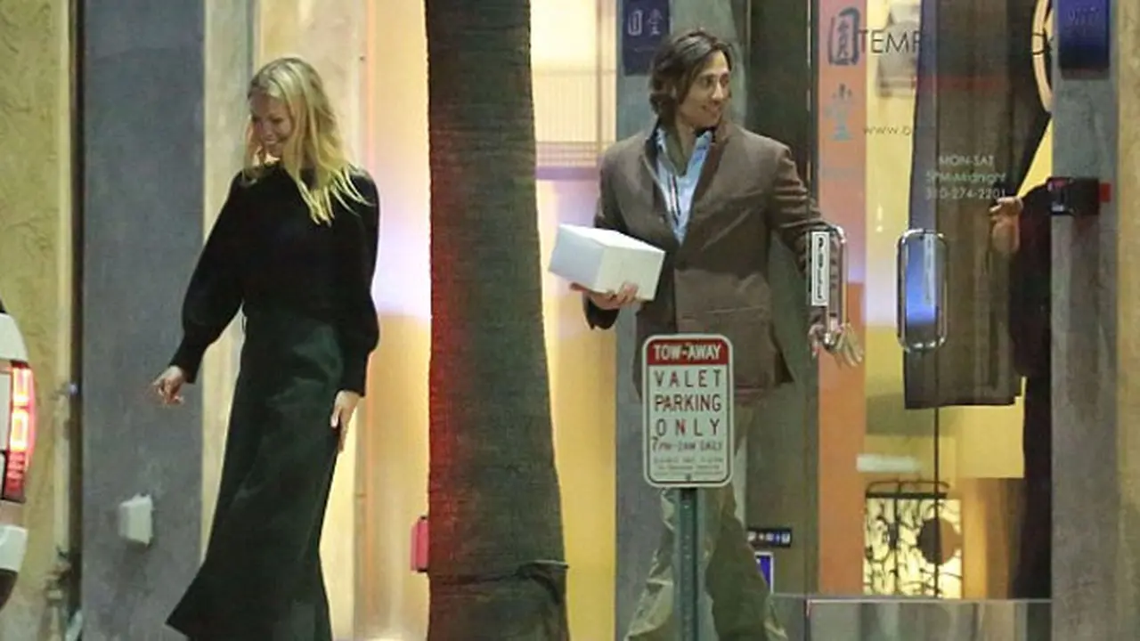 Gwyneth Paltrow dan Brad Falchuk