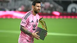 Pemain bintang asal Argentina itu menutup musim reguler Major League Soccer (MLS) 2025 dengan cara sensasional, meraih trofi MLS Golden Boot. (CHANDAN KHANNA/AFP)