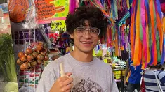 Inaki Godoy tampil sebagai Monkey D. Luffy dalam serial One Piece Live Action. Inaki merupakan aktor berkebangsaan Meksiko yang lahir pada tanggal 25 Agustus 2003. Awal karirnya dimulai saat ia terjun ke dunia akting dan bernyanyi. Dia mulai mengasah bakat seninya sejak usia 5 tahun. (Liputan6.com/IG/@inakigo)