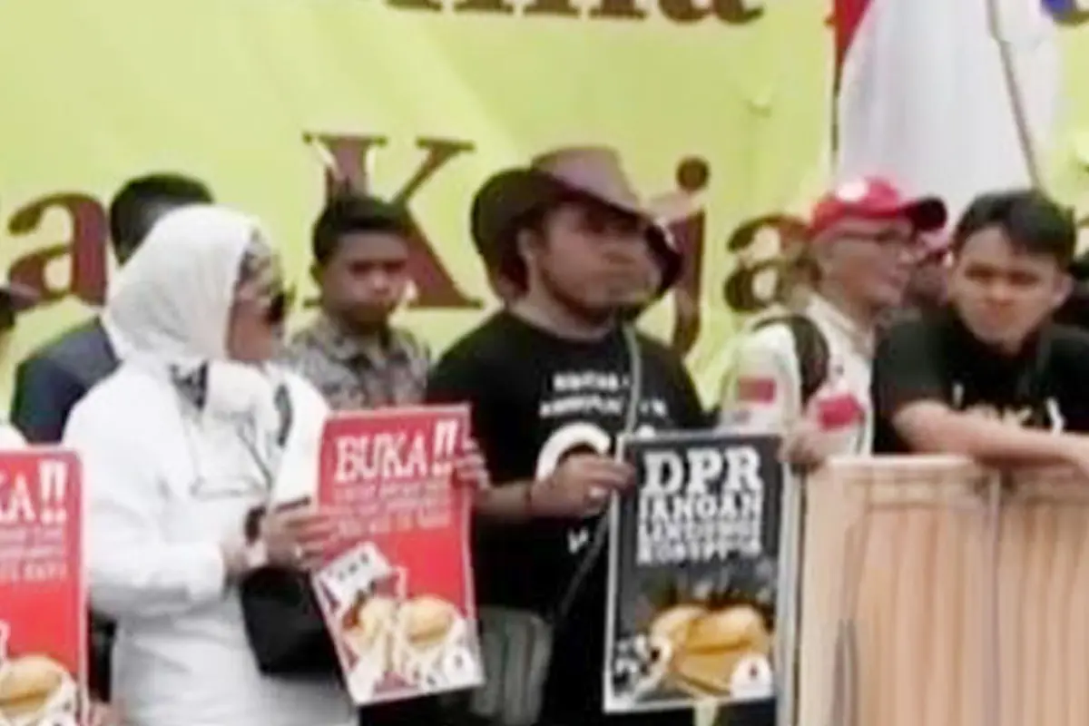Segmen 5: Unjuk Rasa Anti-Koupsi hingga Catatan Korupsi Indonesia