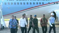 Presiden Joko Widodo tiba di Bandara Sultan Iskandar Muda Banda Aceh, Kamis (8/12/2016). (Kris-Biro Pers Sekretariat Presiden RI)