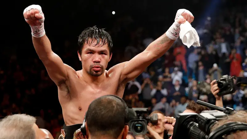 Manny Pacquiao Berhasil Taklukkan Adrien Broner