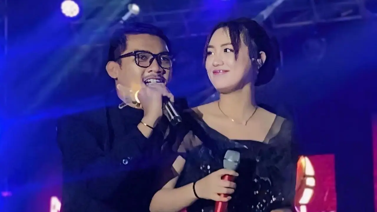 Happy Asmara dan Gilga Sahid