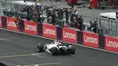 Max Verstappen tampil tercepat dalam balapan yang berdurasi 53 putaran tersebut. Ia berhasil mengungguli Lando Norris dengan jarak 1,423 detik. Sementara, tempat ketiga diraih Oscar Piatri. (MOHD RASFAN/AFP)