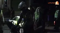 [VIDEO] Dirazia, Pembalap Liar Kabur Tabrak Polisi