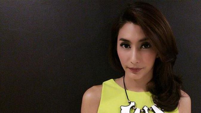 Tyas Mirasih dalam Pusaran Artis Inisial TM - Celeb Bintang.com