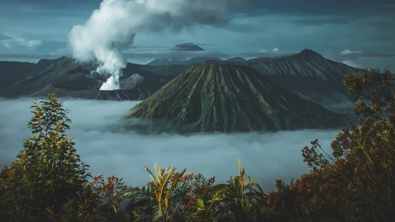Penyebab Gunung Meletus