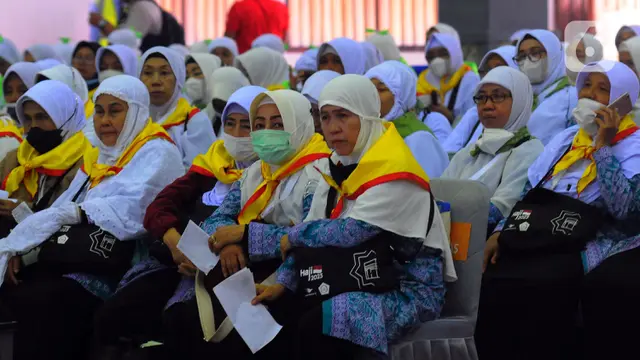 Haji Kloter Pertama