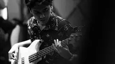 Dari boyband, Iqbaal beralih menjadi anak band. Ia bergabung dengan The Second Breaktime, band beraliran pop punk. (Liputan6.com/IG/@iqbaal.e)