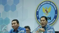 Kepala BNN Budi Waseso mengungkapkan kasus narkoba selama tahun 2016 di Jakarta, Kamis (22/12). BNN telah mengungkap 807 kasus narkotika dan menangkap 1.238 tersangka termasuk sejumlah WNA yang ikut dibekuk personel BNN. (Liputan6.com/Yoppy Renato)