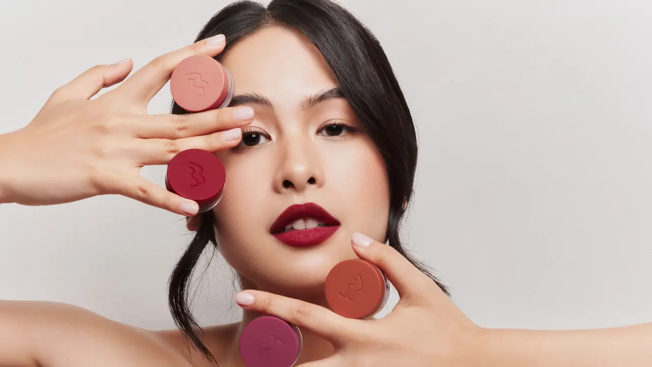 Satu Produk, Banyak Fungsi! From This Island Luncurkan Illipe Blurring Butter Pot dengan Warna Intens dan Tekstur Lembut