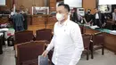 Terdakwa kasus dugaan pembunuhan berencana terhadap Brigadir Nofriansyah Yosua Hutabarat, Ricky Rizal usai menjalani sidang lanjutan di Pengadilan Negeri Jakarta Selatan, Rabu (7/12/2022). Ferdy Sambo menjadi saksi untuk terdakwa Richard Eliezer, Ricky Rizal dan Kuat Ma'ruf di persidangan perkara pembunuhan berencana Brigadir J. (Liputan6.com/Faizal Fanani)