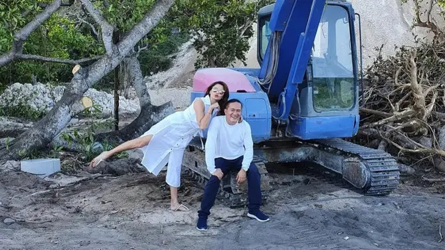 Dikabarkan Dekat, Ini 6 Potret Tamara Bleszynski dan Chef Chandra