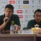 Pelatih Persebaya Surabaya Angel Alfredo Vera. (Liputan6.com/Dimas Angga P)