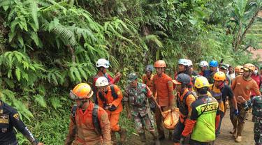 Satu korban tertimbun longsor di Desa Cibunian, Kecamatan Pamijahan, Kabupaten Bogor, Jawa Barat, berhasil ditemukan Sabtu siang (25/6/2022).