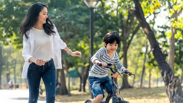 Aktif dan Menunjukkan Mood Positif