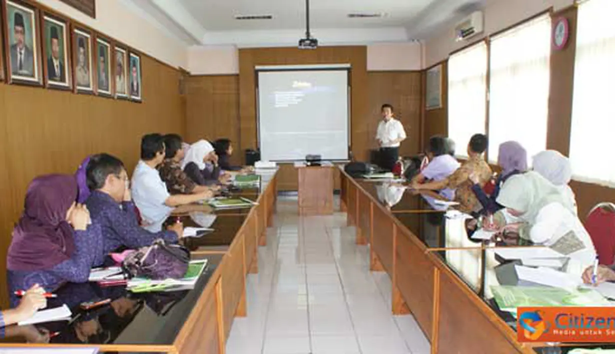 Citizen6, Klaten: Rumah Sakit Islam Klaten menggelar acara seminar ilmiah yang bertajuk From Ache to Smile. Kegiatan ini diselenggarakan di Hall Rawat Jalan, Sabtu (16/4). (Pengirim: Agus Susanto)