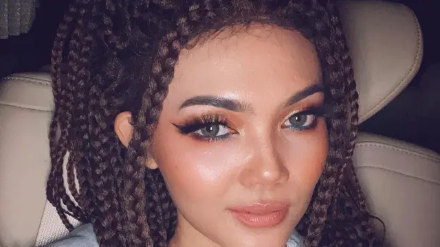 Alasan Rina Nose tak ingin punya anak, salah satunya tidak ingin tambah masalah