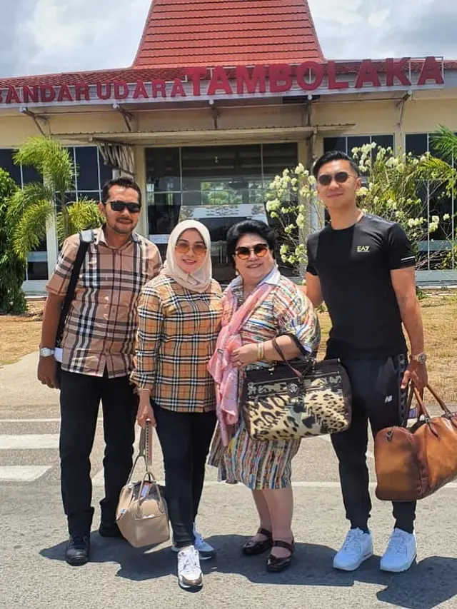 6 Momen Kebersamaan Indra Priawan dengan Keluarga Besar Nikita Willy