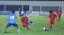 Timnas Indonesia U-22 dipermalukan 1-2 oleh India U-22 di Stadion Madya, Jakarta Pusat, pada Jumat (10/10/2025) malam WIB. (Bola.com/M Iqbal Ichsan)