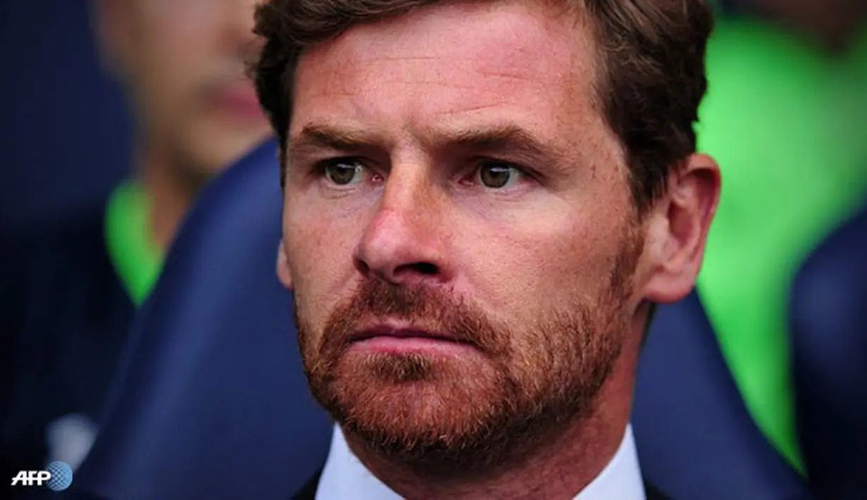 Ekspresi manajer Tottenham Hotspur, Andre Villas-Boas pada pertandingan Liga Inggris antara Tottenham Hotspur melawan Swansea City di Stadion White Hart Lane, London Minggu 25 Agustus 2013. (AFP/Carl Court)