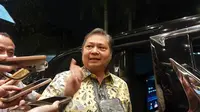 Menteri Koordinator Bidang Perekonomian, Airlangga Hartarto mengungkapkan hasil rapat mengenai BBM Subsidi bersama sejumlah menteri kabinet. Hasilnya, pemerintah menyiapkan skenario baru penyaluran BBM bersubsidi ke konsumen.