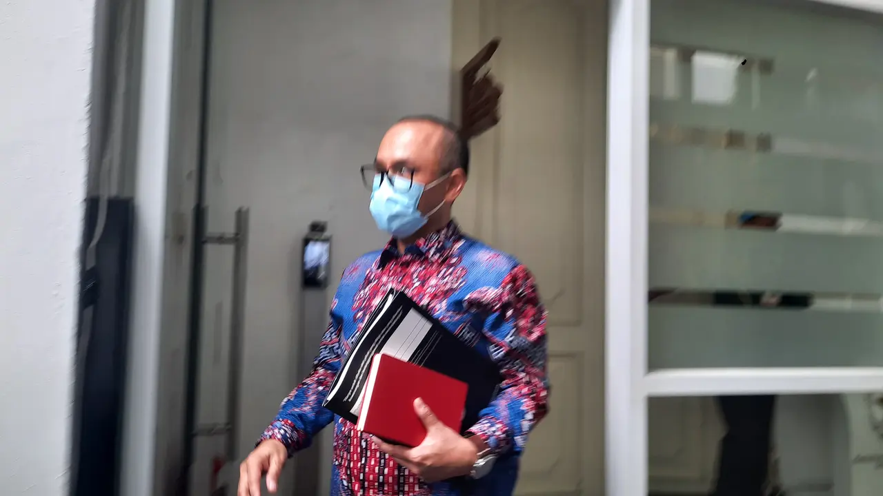 Kepala PPATK Ivan Yustiavandana Bertemu Presiden Jokowi di Istana