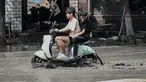 Hujan deras selama berhari-hari menghantam daerah-daerah di pinggiran barat pegunungan Beijing, menyebabkan runtuhnya 59.000 rumah, kerusakan pada hampir 150.000 rumah lainnya, dan membanjiri lebih dari 15.000 hektare lahan pertanian, kata pemerintah kota pada hari Rabu. (Jade Gao / AFP)