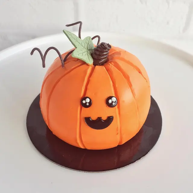 6 Potret Kue Ini Mirip dengan Tanaman, Detailnya Terlihat Sempurna