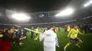 Bukan tanpa alasan, mereka melakukan hal tersebut sebagai bentuk protes kepada federasi sepak bola Turki. Protes itu terkait serangan yang dilakukan suporter Trabzonspor pada laga Liga Super Turki, 17 Maret lalu. (AFP/DHA (Demiroren News Agency))