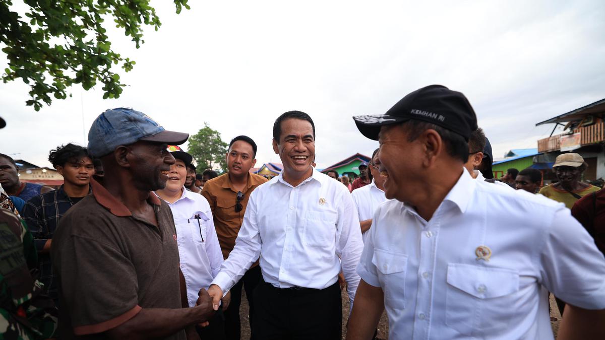 Mentan Amran Komitmen Kawal Tanaman Pangan Warga di Kampung Wanam Merauke Berita Viral Hari Ini Rabu 23 Oktober 2024