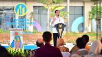 Presiden Joko Widodo saat meresmikan operasional Kawasan Industri Terpadu (KIT) Batang di Kabupaten Batang, Provinsi Jawa Tengah, pada Jumat, 26 Juli 2024. (Foto: Presiden.go.id)