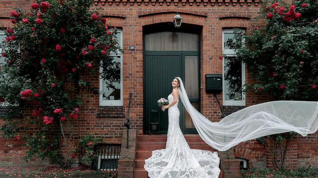 Bintang Uttaran Sreejita De sudah resmi menikah dengan MIchael Blohm Pape di Jerman (Photo shot by @raabta.studios, taken from @sreejita_de via Instagram)
