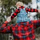 Peran ayah dalam attachment parenting membangun kedekatan, rasa aman, dan ikatan kuat sejak awal kehidupan anak. (Foto: Priscilla Du Preez/Unsplash)