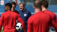 Pelatih tim nasional Inggris, Roy Hodgson. (AFP/Paul Ellis)
