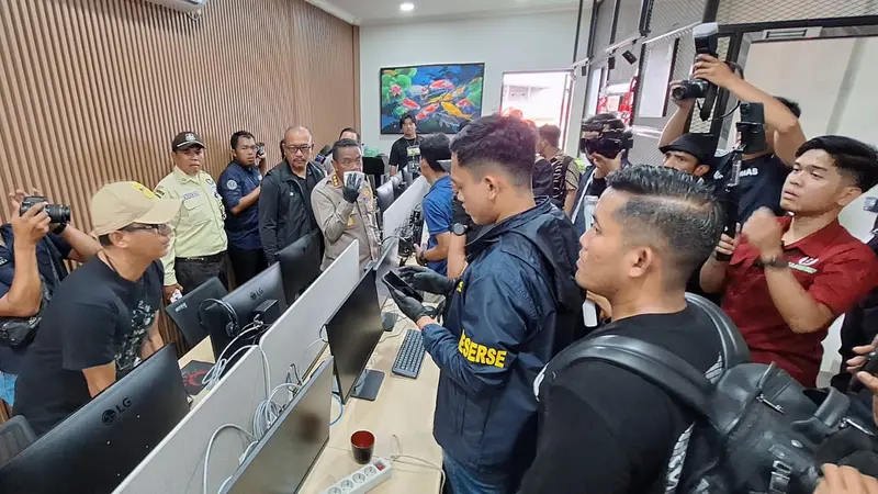 Tersangka Judi Online yang Libatkan Pegawai Komdigi Bertambah Jadi 14 Orang  - News Liputan6.com